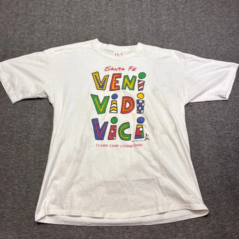 TUT Veni Vidi Vici T-Shirt Mens XL White Vintage Santa Fe‎ Graphic USA Made